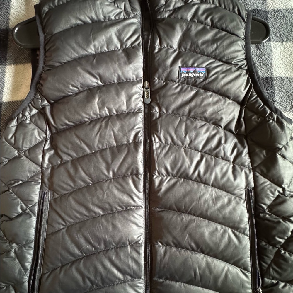 Patagonia Black Insulated Vest
